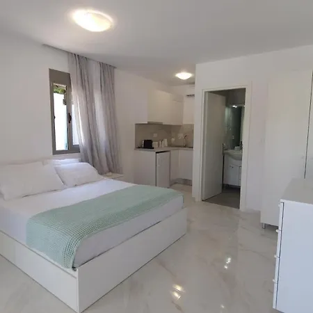 Dream Luxury Suites